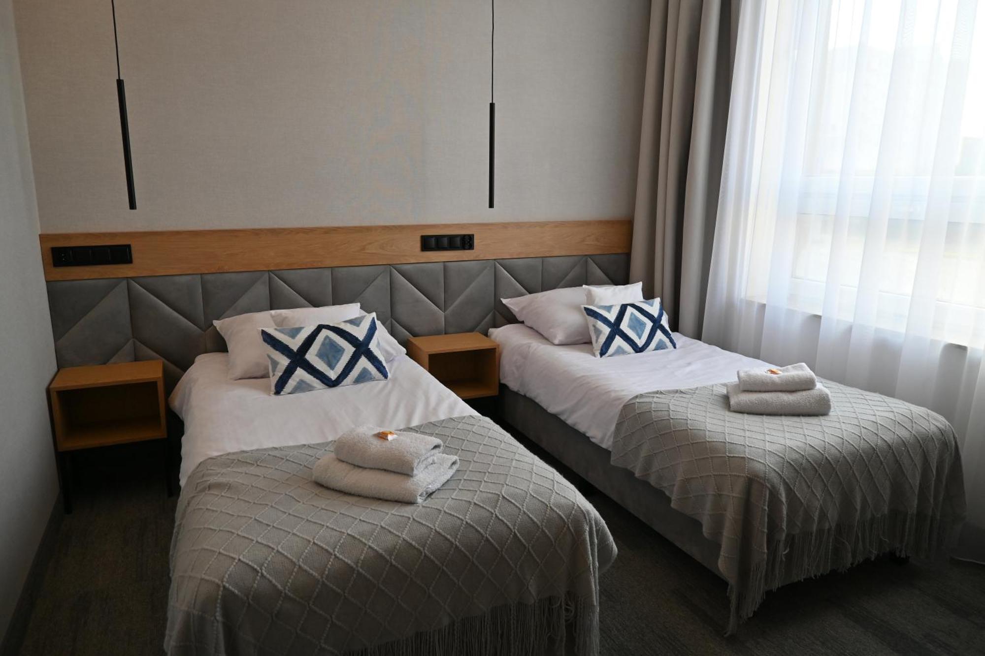 Hotel Centrum Мальборк Экстерьер фото