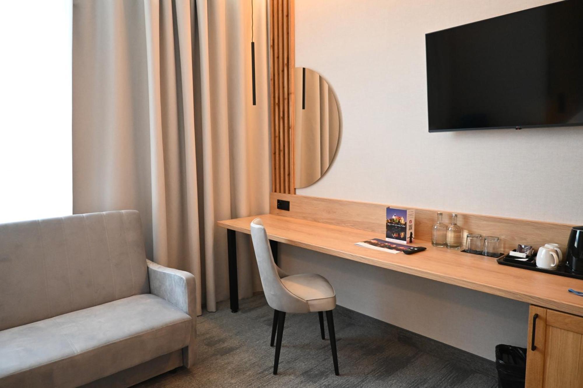 Hotel Centrum Мальборк Экстерьер фото