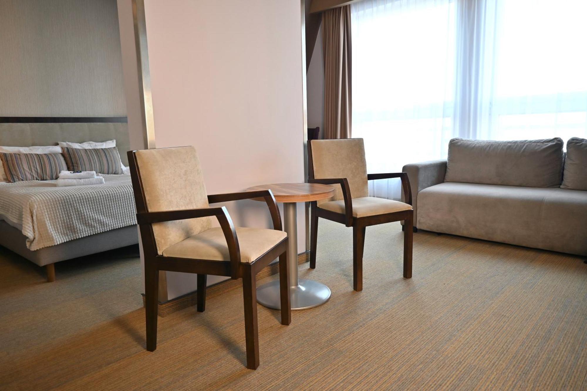 Hotel Centrum Мальборк Экстерьер фото