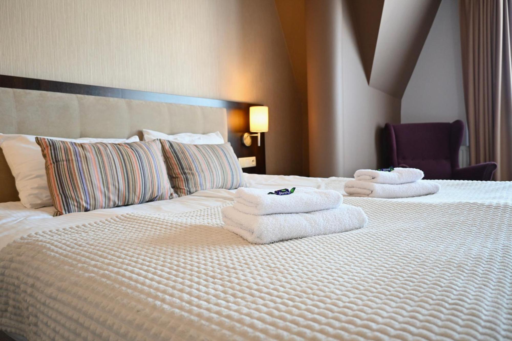 Hotel Centrum Мальборк Экстерьер фото