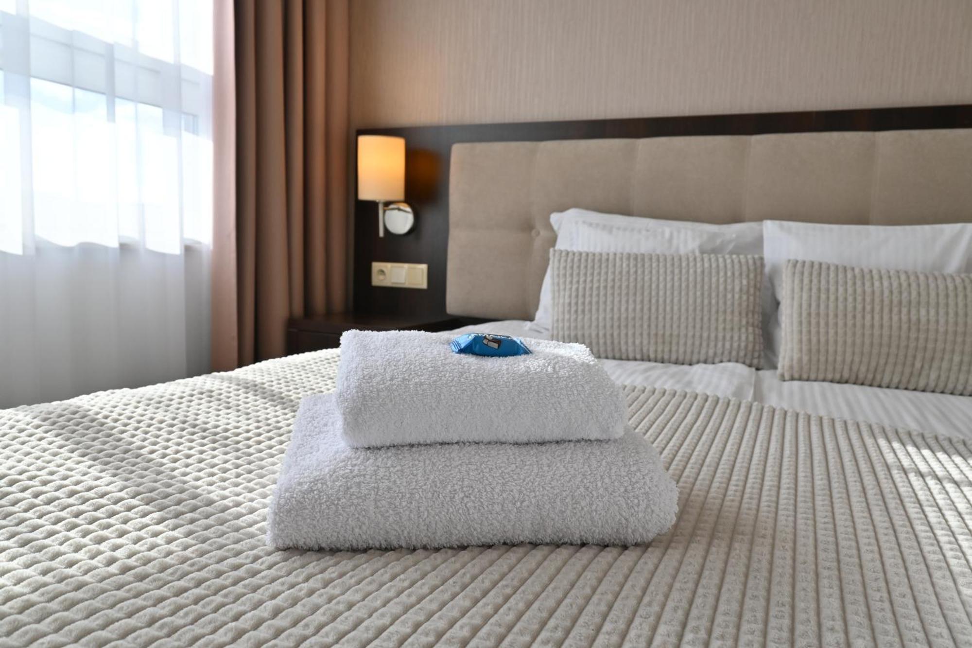 Hotel Centrum Мальборк Экстерьер фото