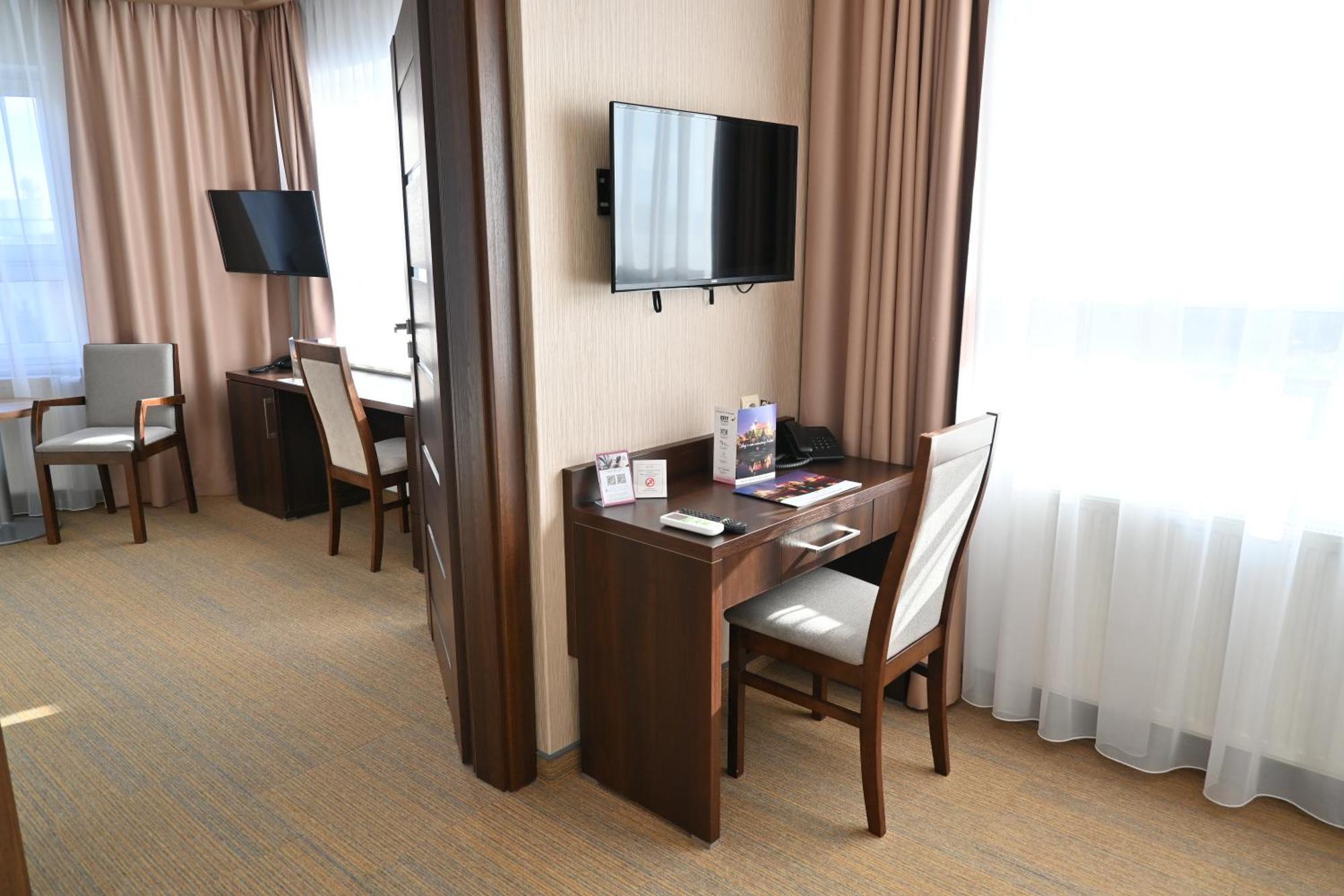 Hotel Centrum Мальборк Экстерьер фото