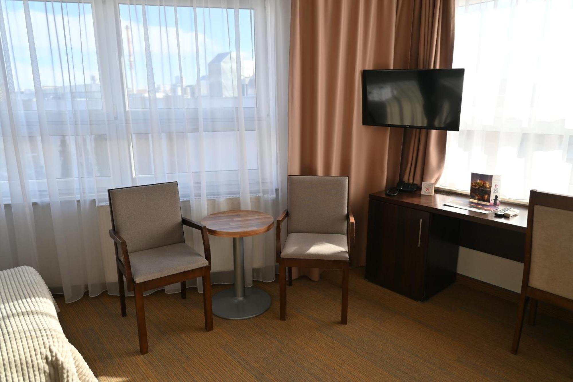 Hotel Centrum Мальборк Экстерьер фото