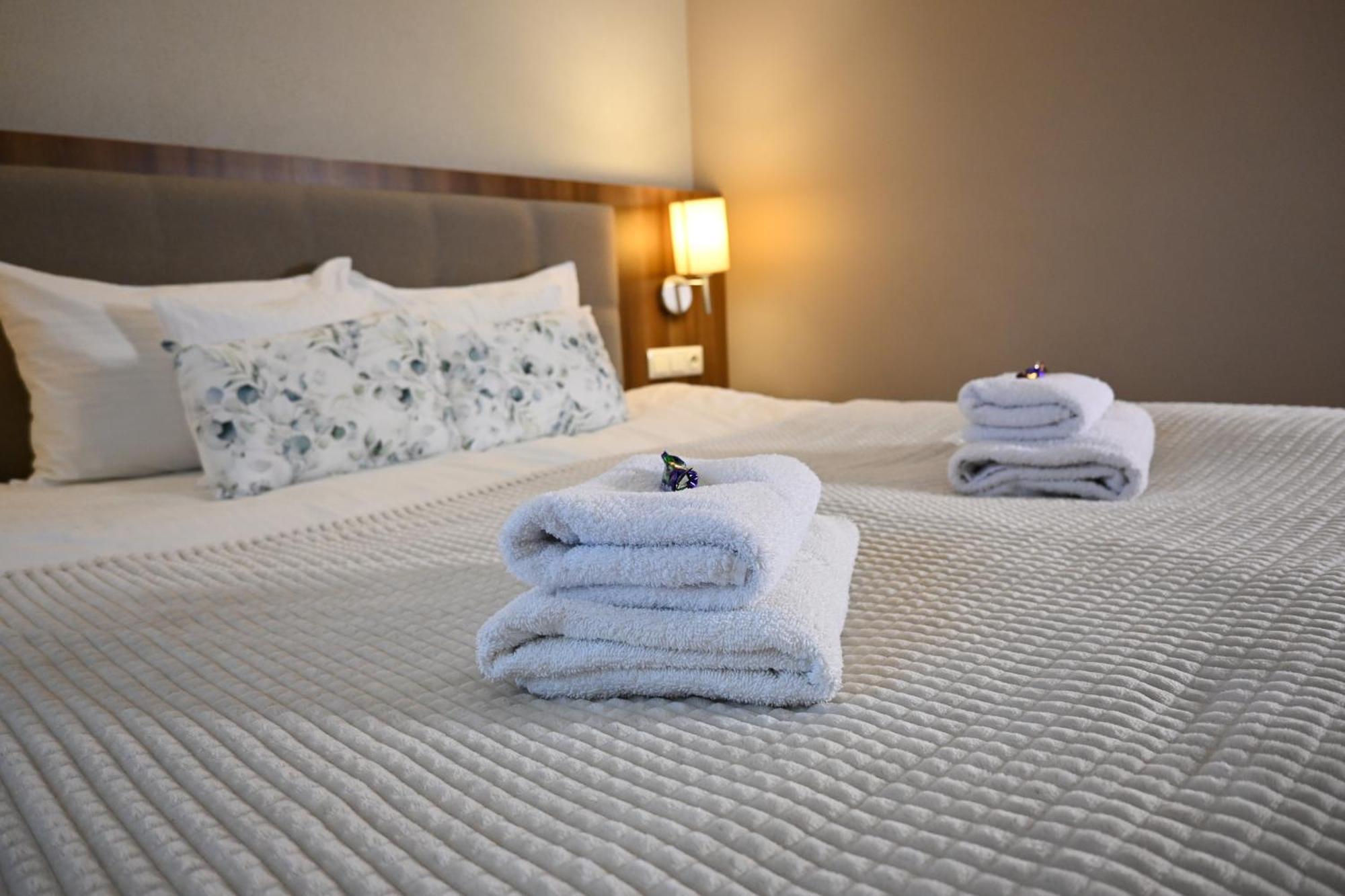 Hotel Centrum Мальборк Экстерьер фото