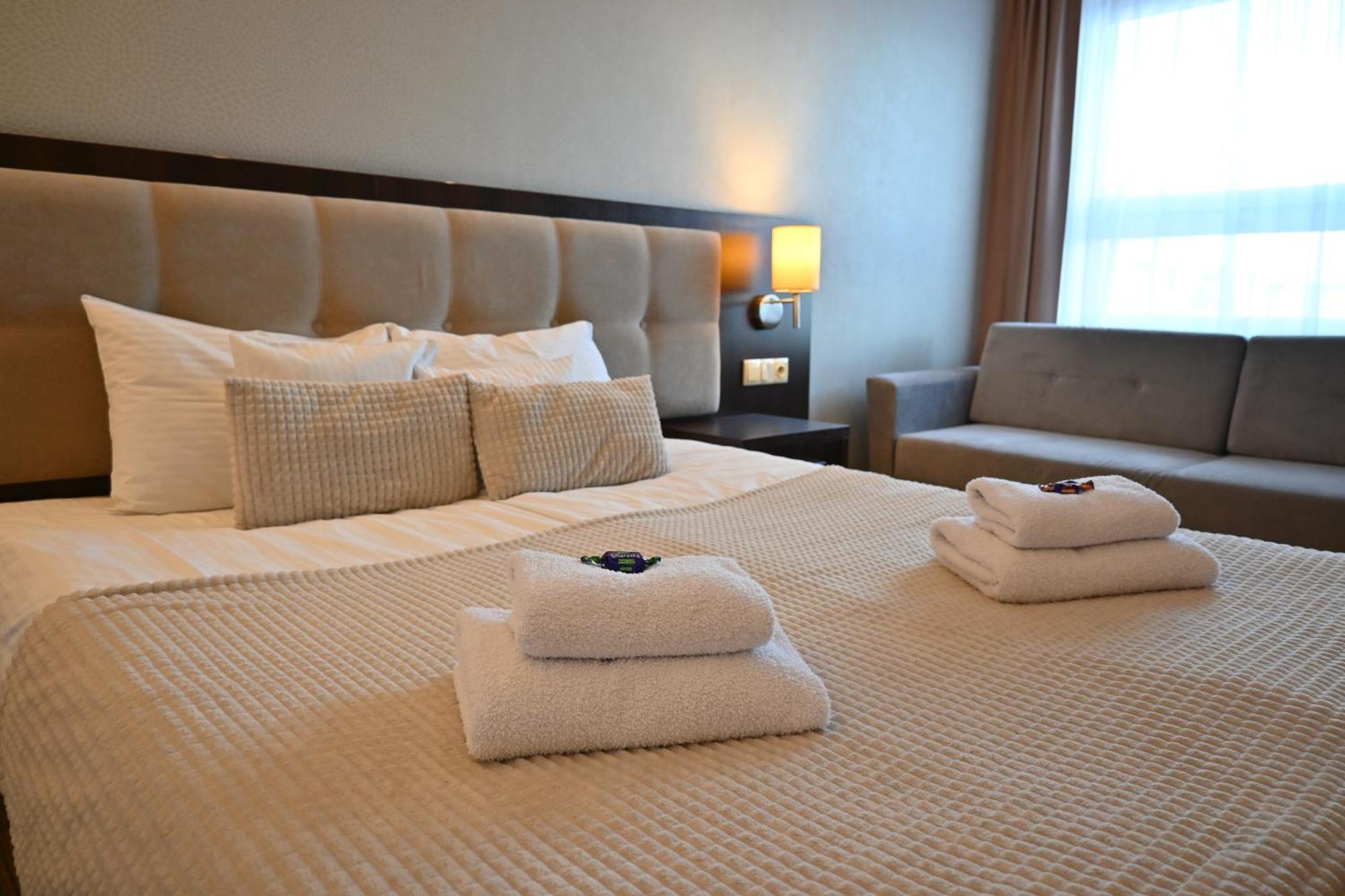 Hotel Centrum Мальборк Экстерьер фото